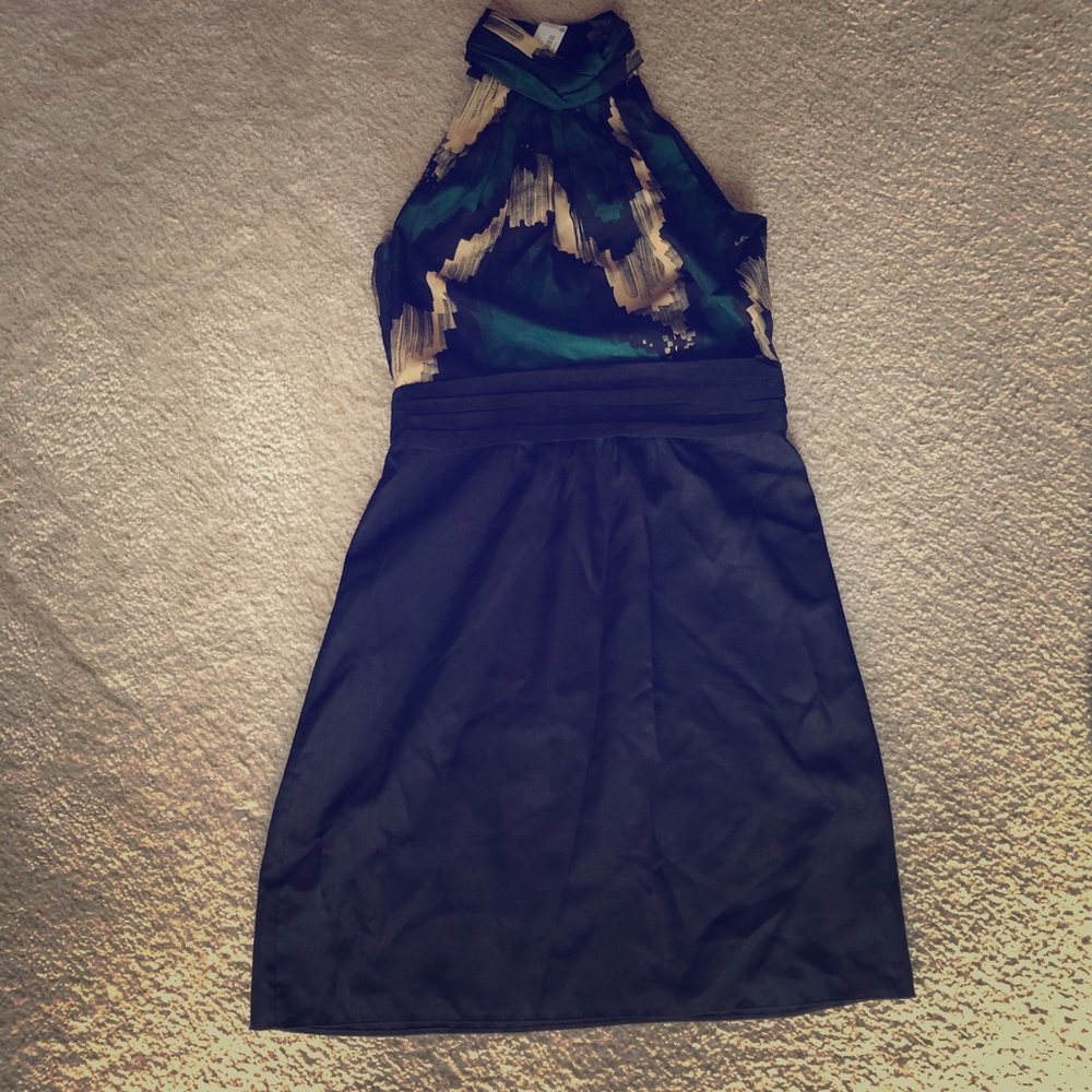 Women’s dress